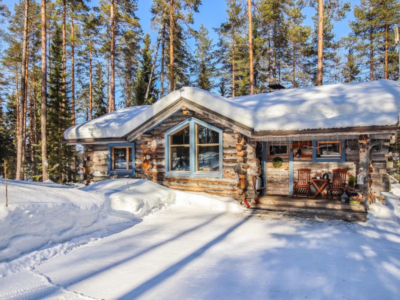 Vuokramökit Hyrynsalmi: Upeat Lomamökit ja Huvilat